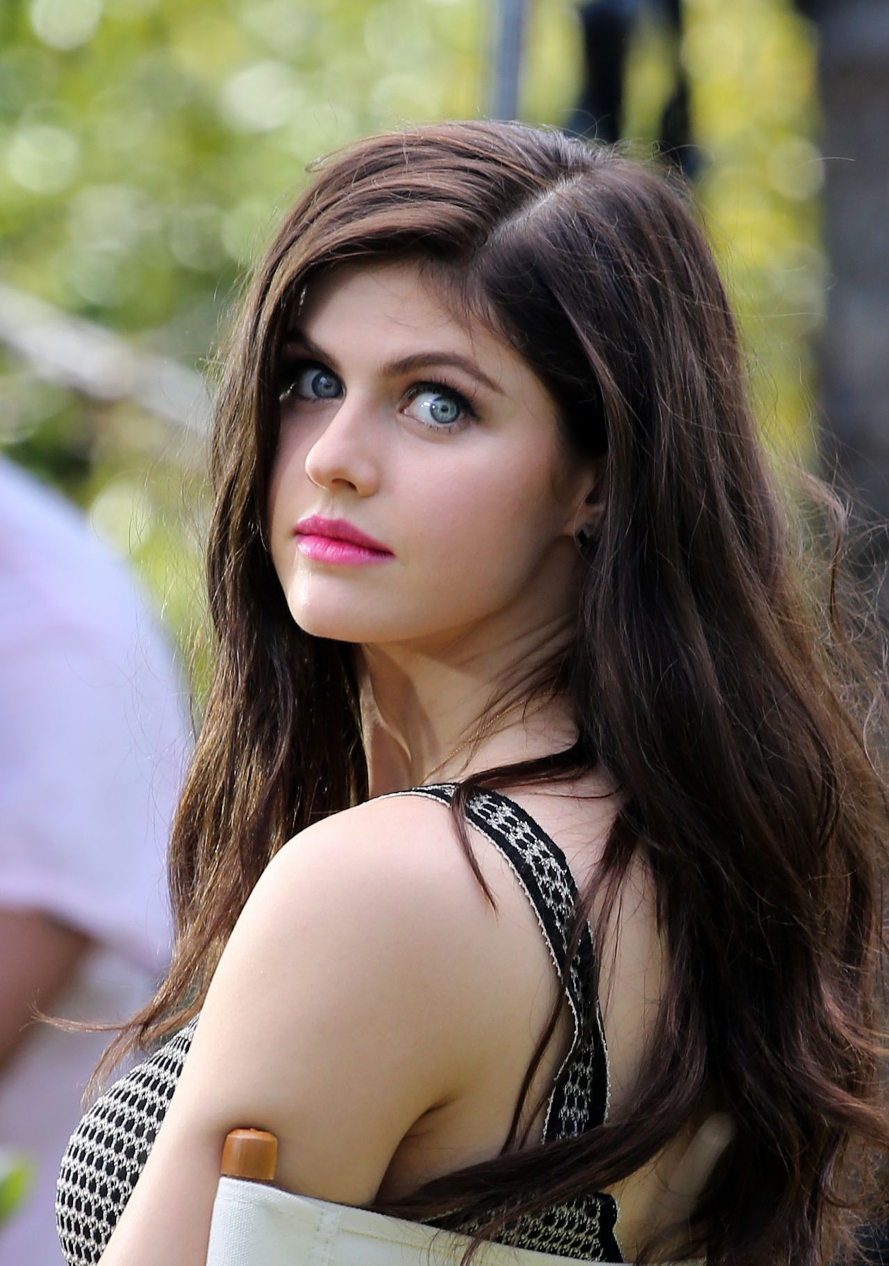 Alexandra Daddario Leg Photoshoot