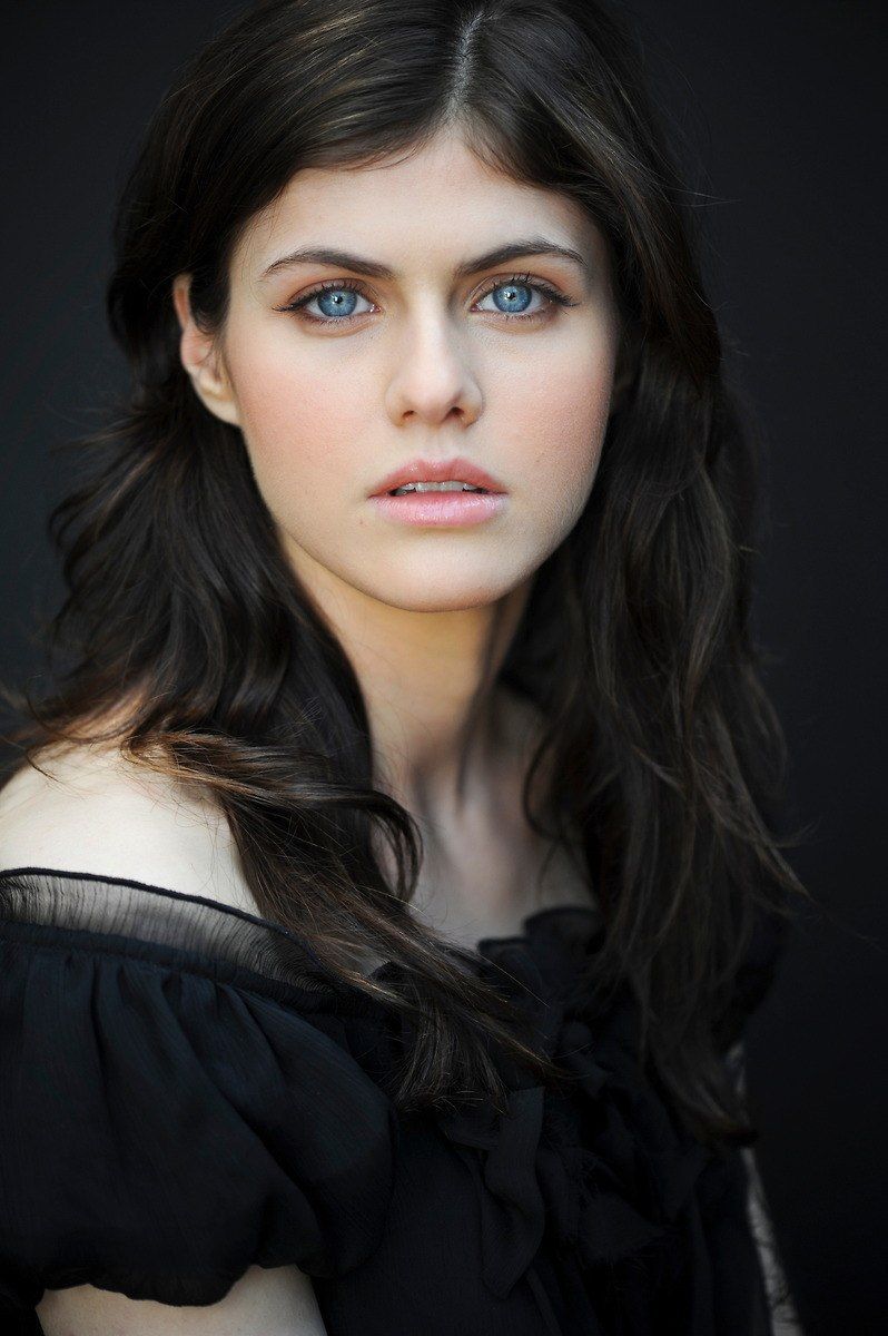 Alexandra Daddario  Photoshoot