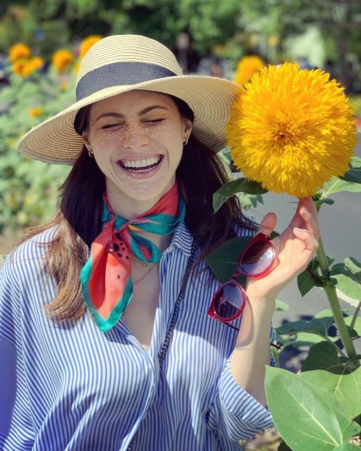 Alexandra Daddario  Photoshoot