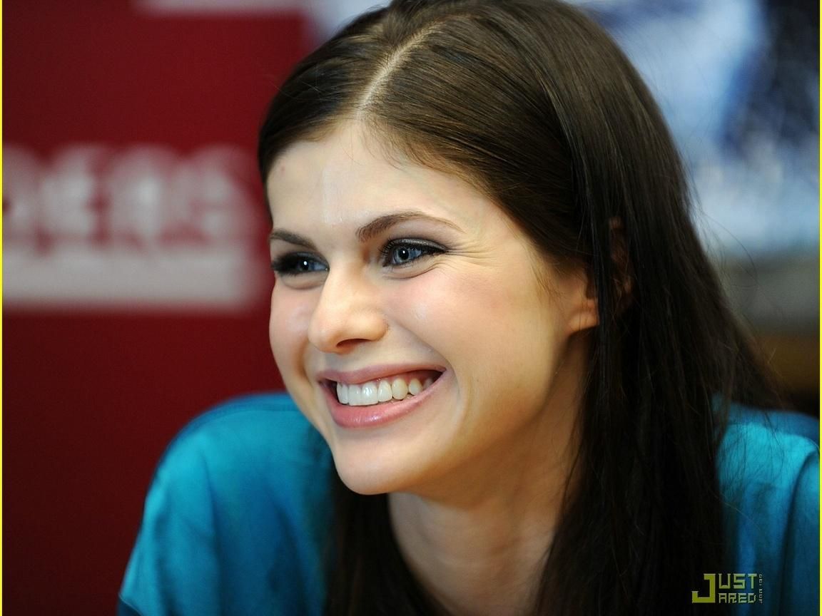 Alexandra Daddario  Photoshoot