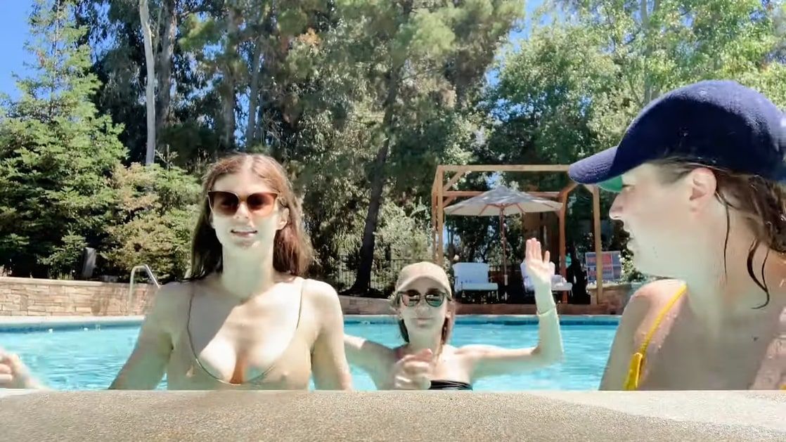 Alexandra Daddario  Photoshoot