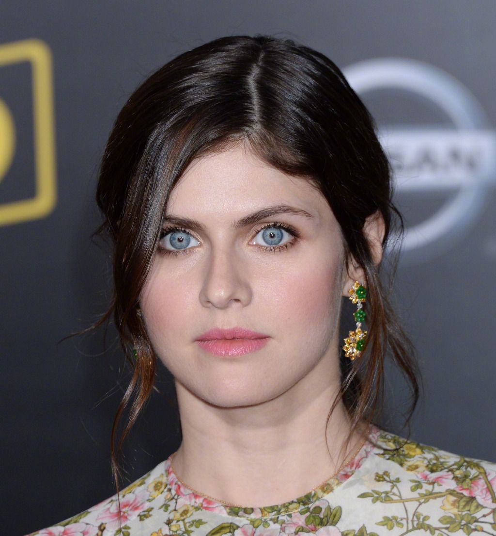 Alexandra Daddario  Photoshoot