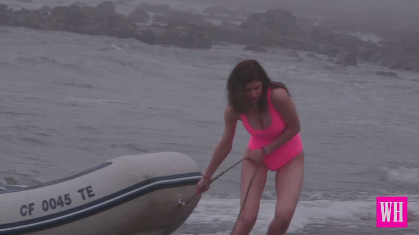 Alexandra Daddario Leg Photoshoot