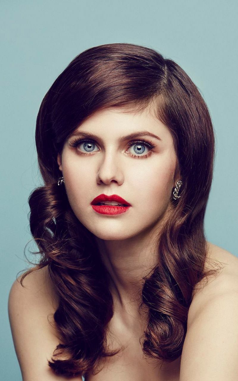 Alexandra Daddario  Photoshoot