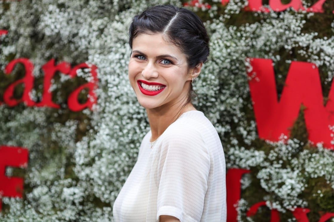 Alexandra Daddario  Photoshoot