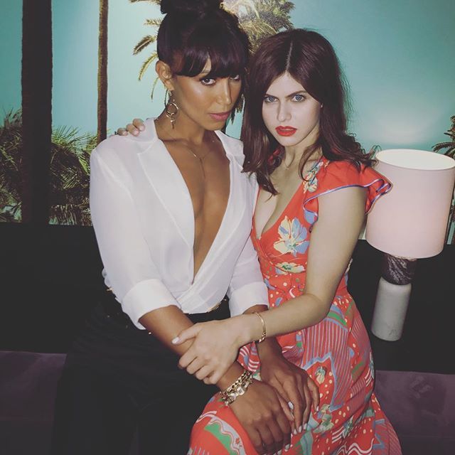 Alexandra Daddario Leg Photoshoot