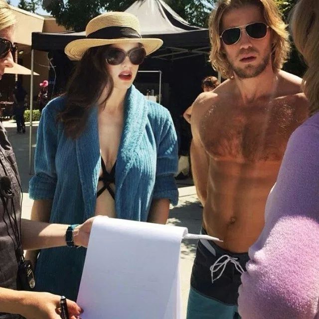 Alexandra Daddario Leg Photoshoot