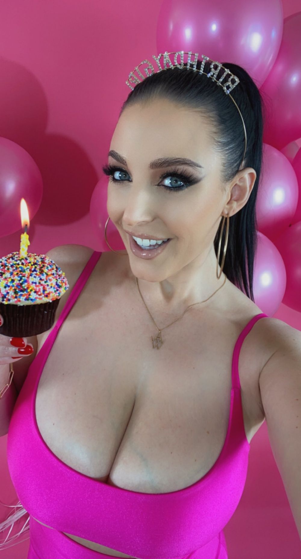 Angela White Sexy and Hottest Photos , Latest Pics