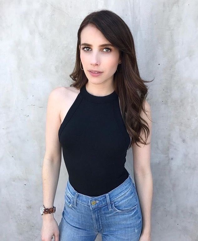 Emma Roberts Sexy and Hottest Photos , Latest Pics