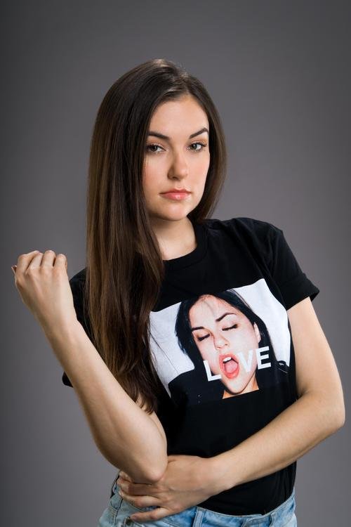 Sasha Grey Leg Photoshoot