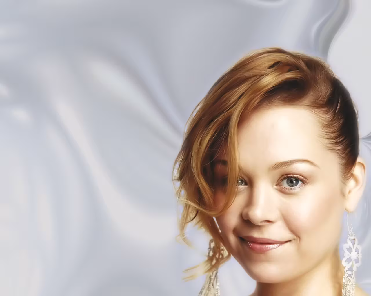 Alexandra Holden  Photoshoot