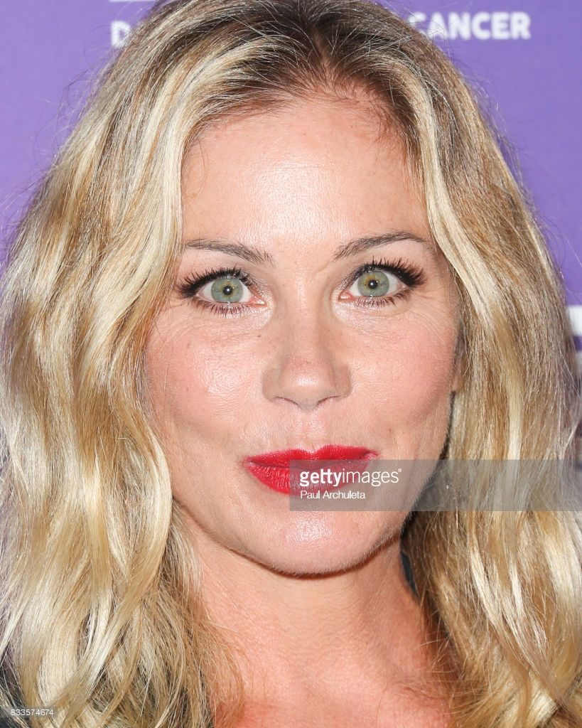 Christina Applegate Sexy and Hottest Photos , Latest Pics