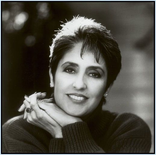 Joan Baez Sexy and Hottest Photos , Latest Pics