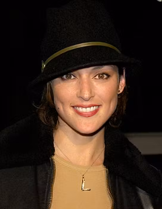 Lola Glaudini  Photoshoot