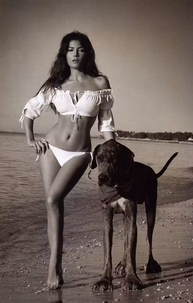 Patricia Manterola  Photoshoot
