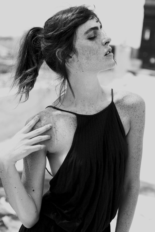 Aliana Lohan Sexy and Hottest Photos , Latest Pics