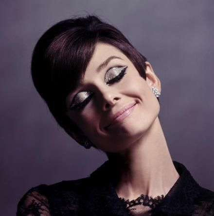 Audrey Hepburn Sexy and Hottest Photos , Latest Pics