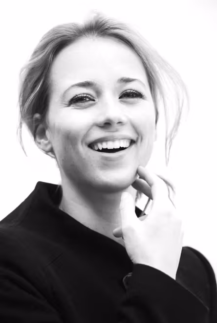 Karine Vanasse  Photoshoot