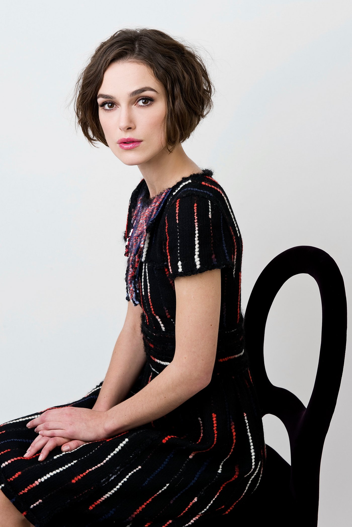 Keira Knightley Leg Photoshoot