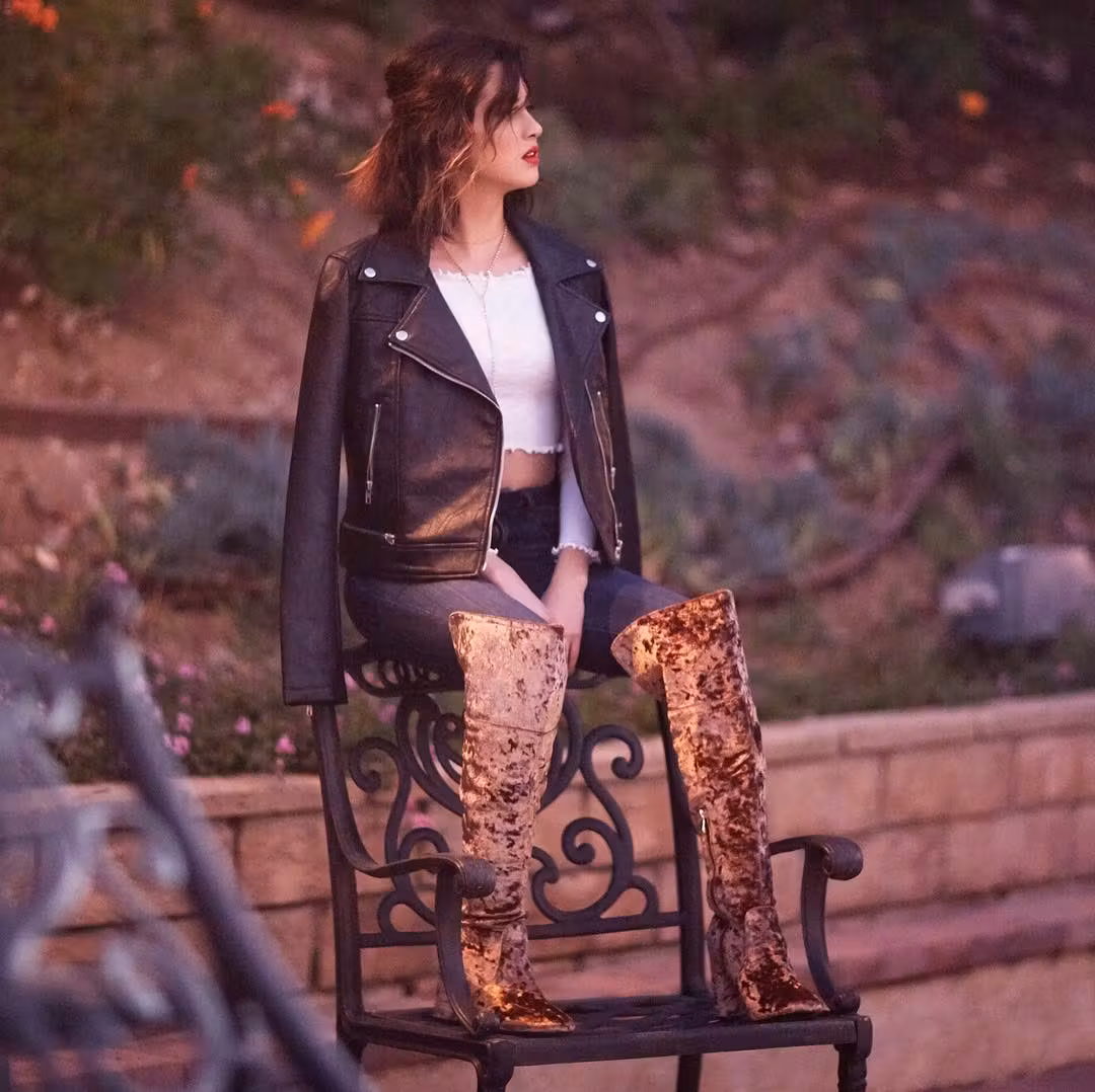 Laura Marano  Photoshoot