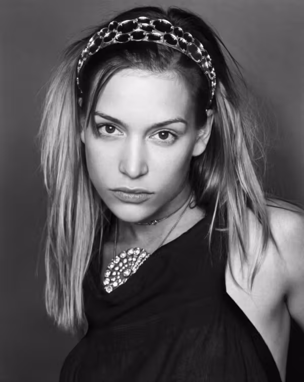 Piper Perabo  Photoshoot
