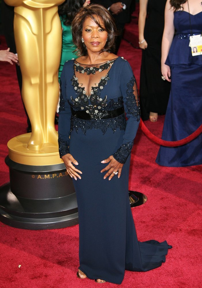 Alfre Woodard Sexy and Hottest Photos , Latest Pics