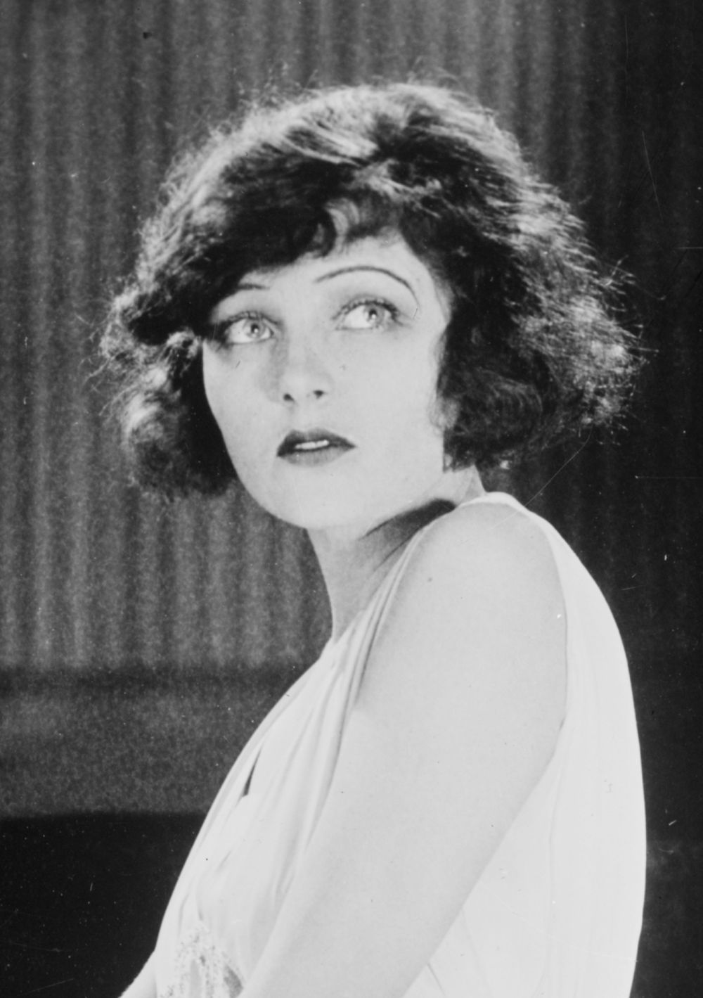 Corinne Griffith Sexy and Hottest Photos , Latest Pics