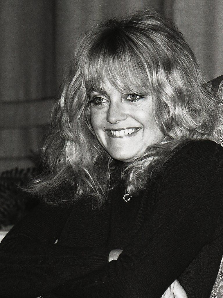 Goldie Hawn Sexy and Hottest Photos , Latest Pics