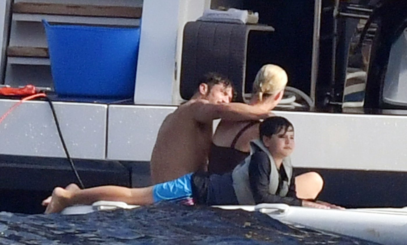 Katy Perry Swimwear/Bikini Photoshoot