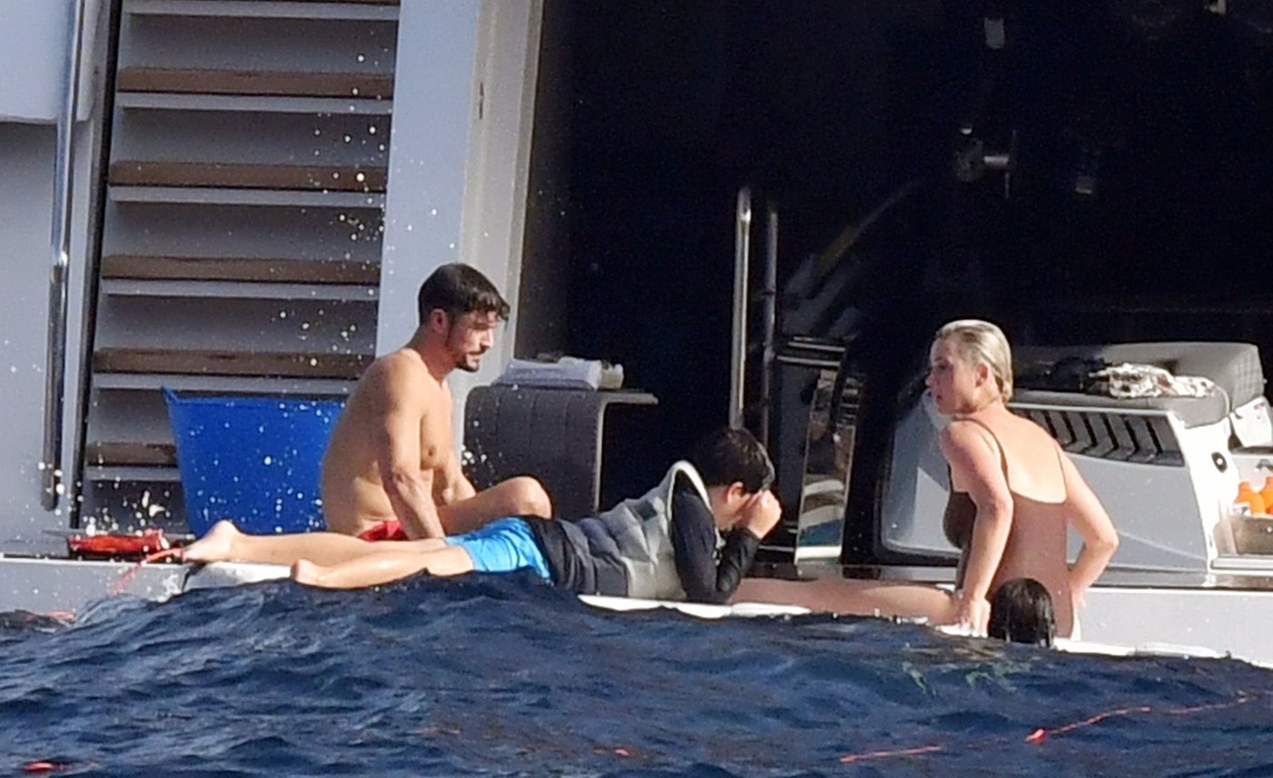 Katy Perry Swimwear/Bikini Photoshoot
