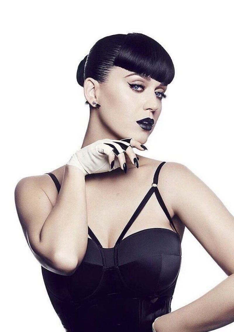 Katy Perry Swimwear/Bikini Photoshoot