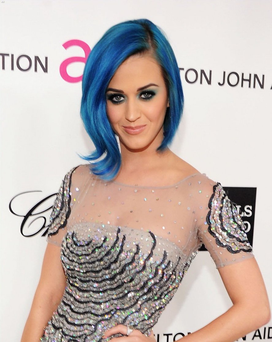 Katy Perry Leg Photoshoot
