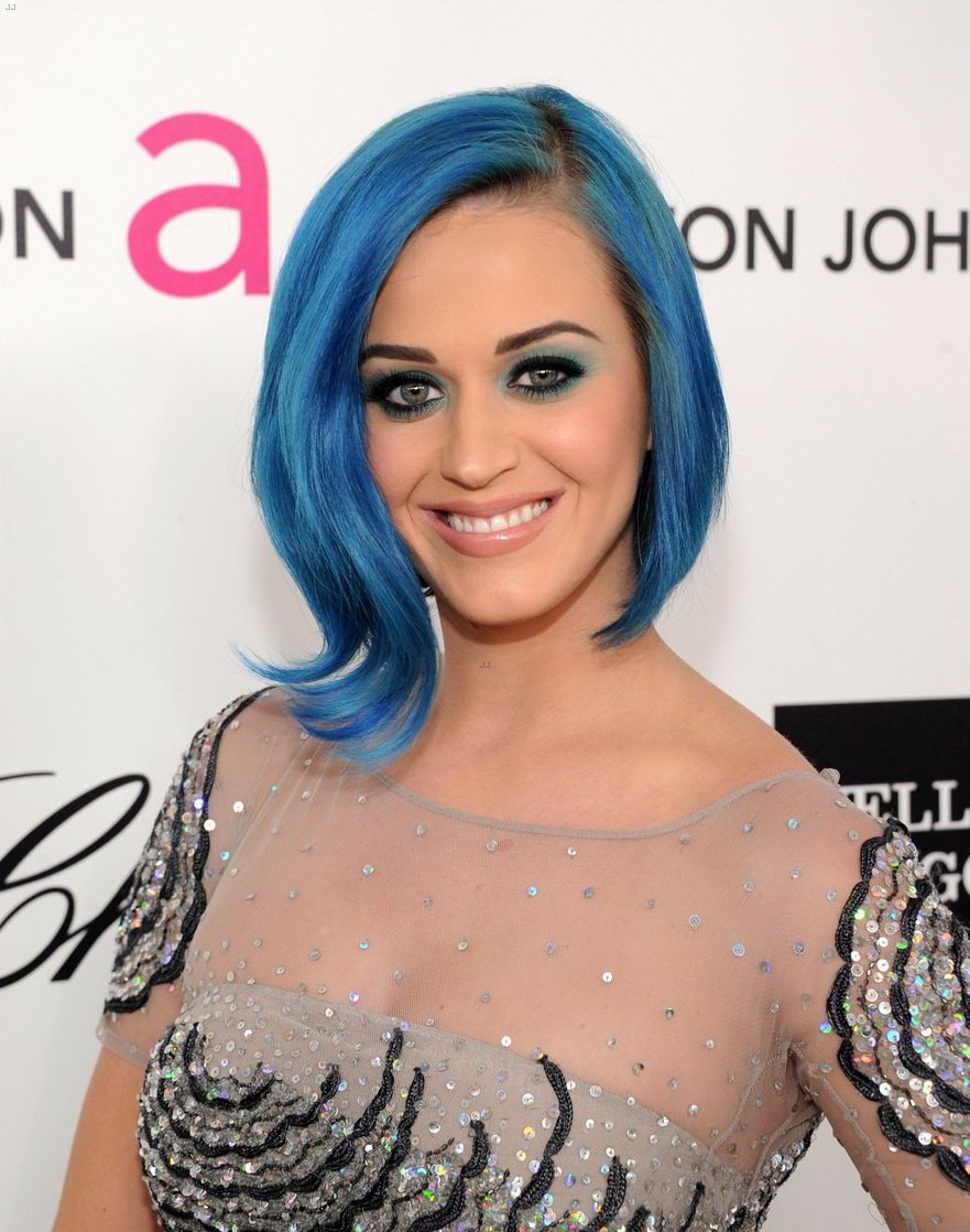 Katy Perry Leg Photoshoot