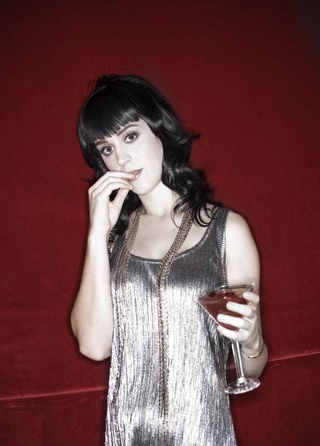Katy Perry Leg Photoshoot