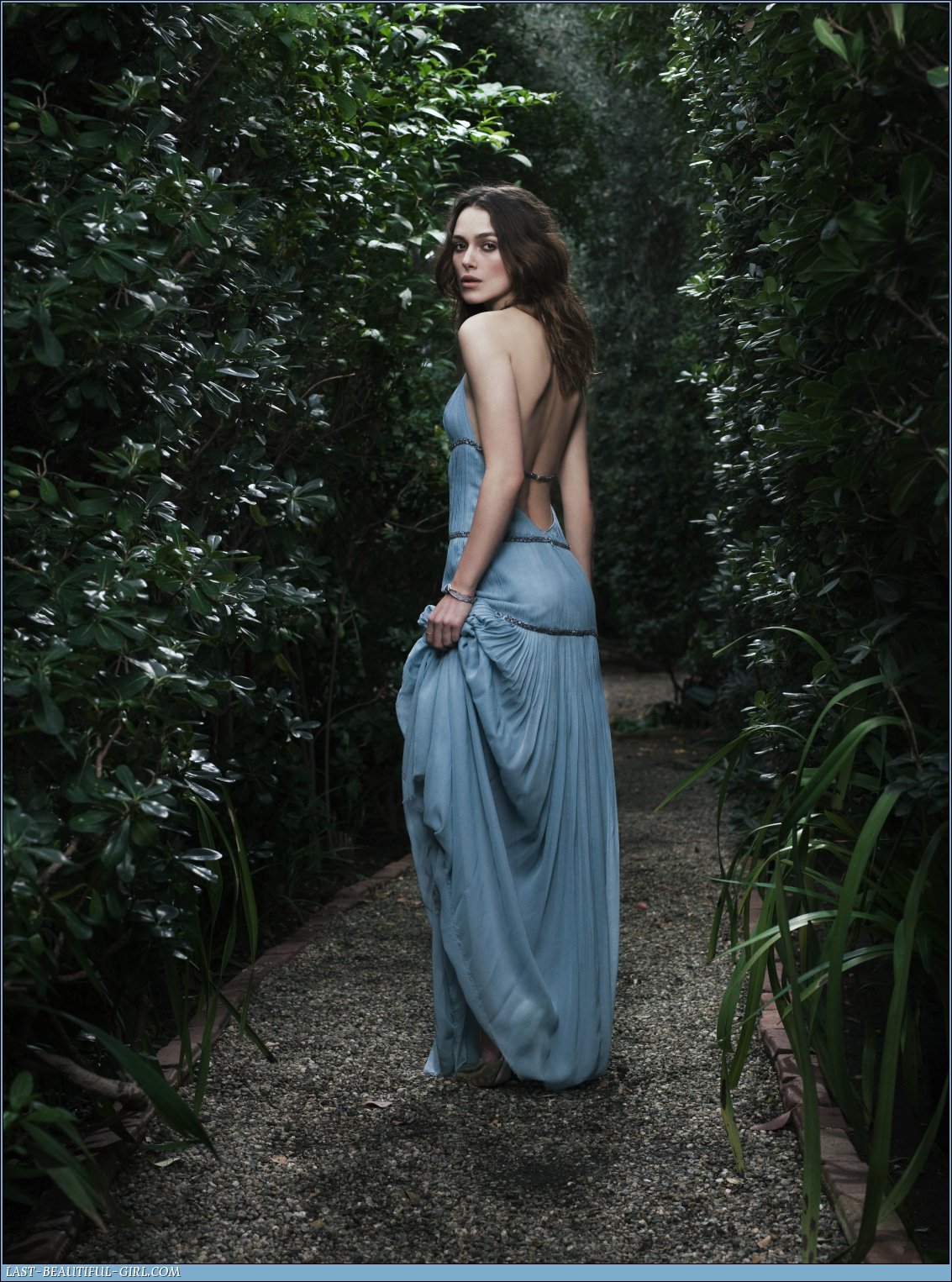 Keira Knightley Leg Photoshoot