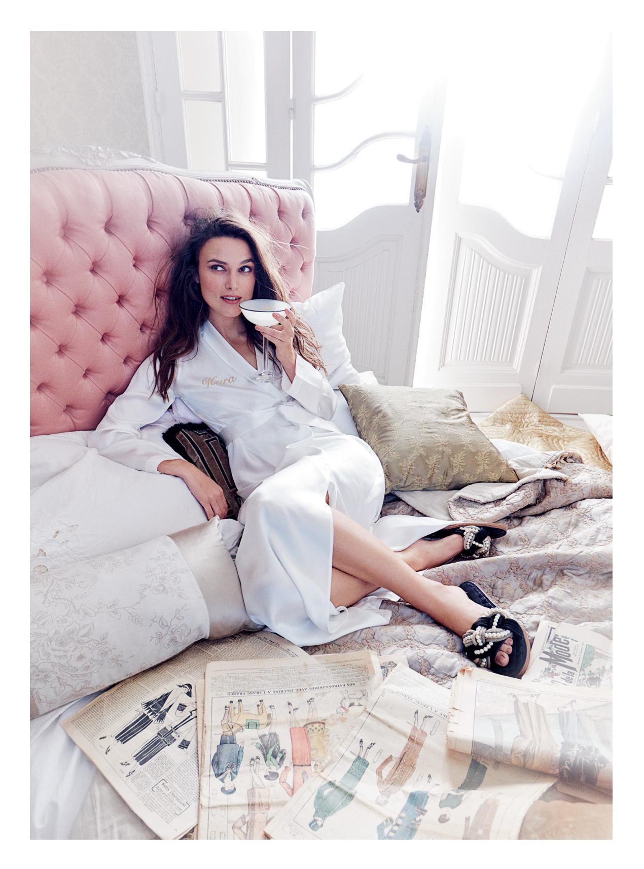 Keira Knightley Leg Photoshoot