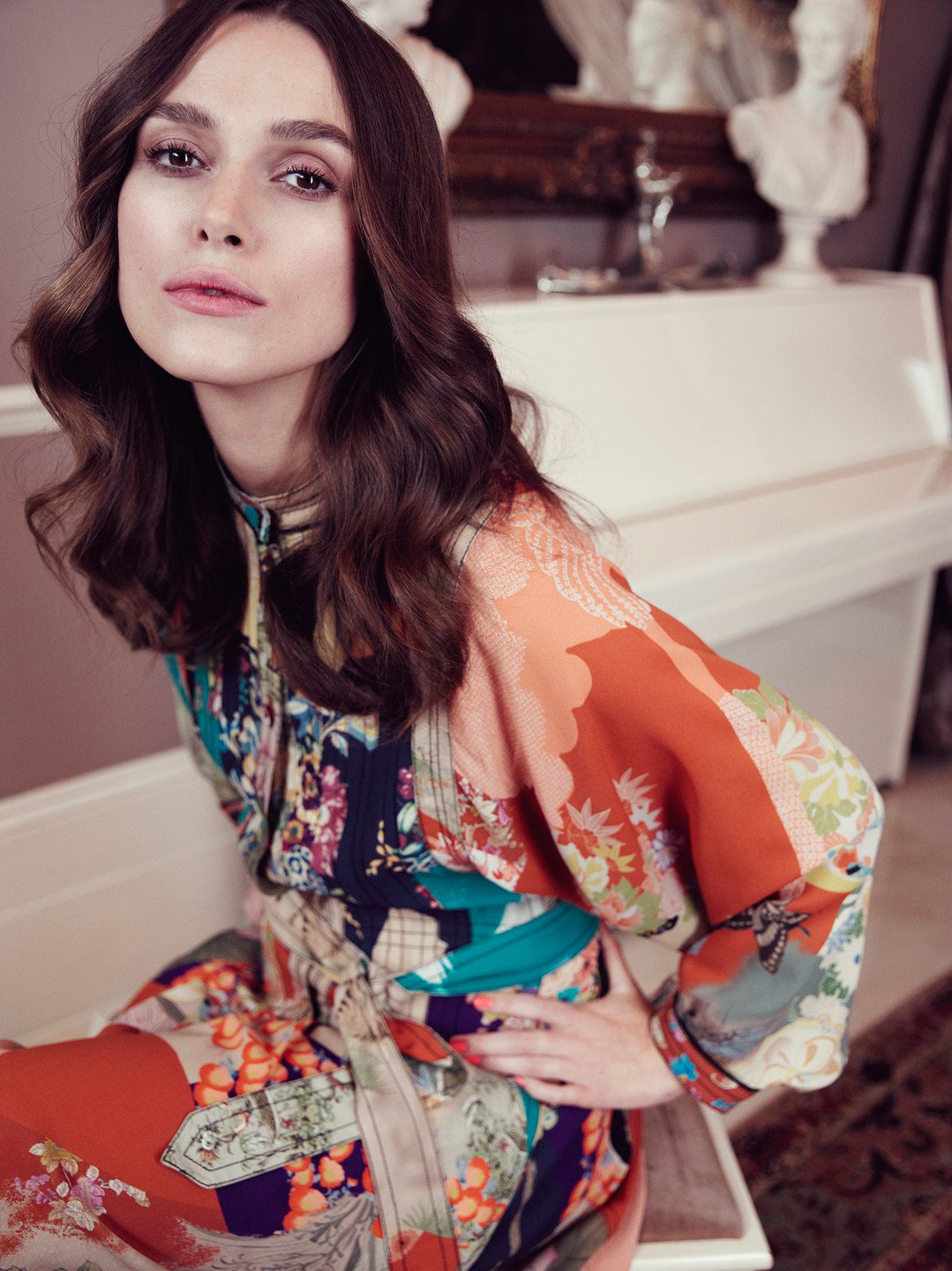 Keira Knightley Leg Photoshoot
