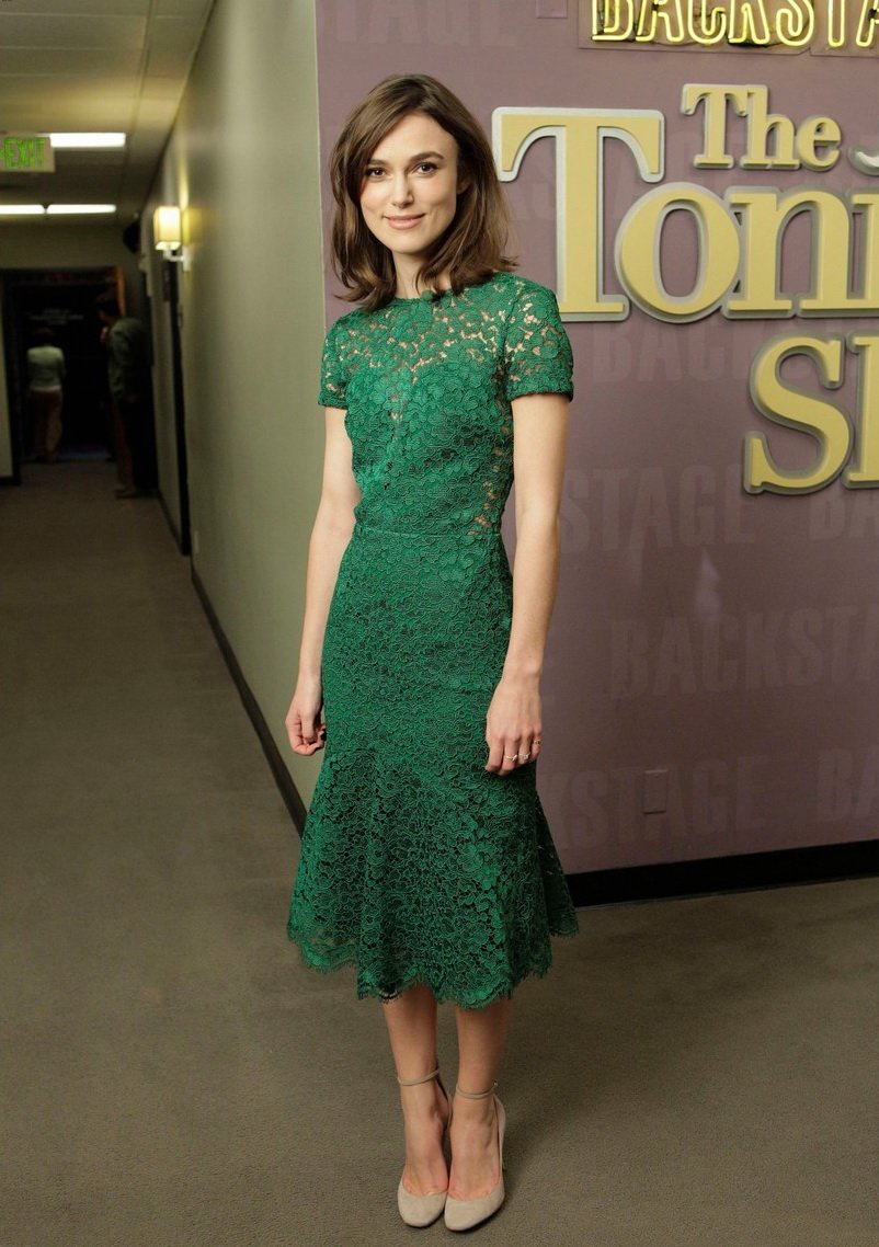 Keira Knightley Leg Photoshoot