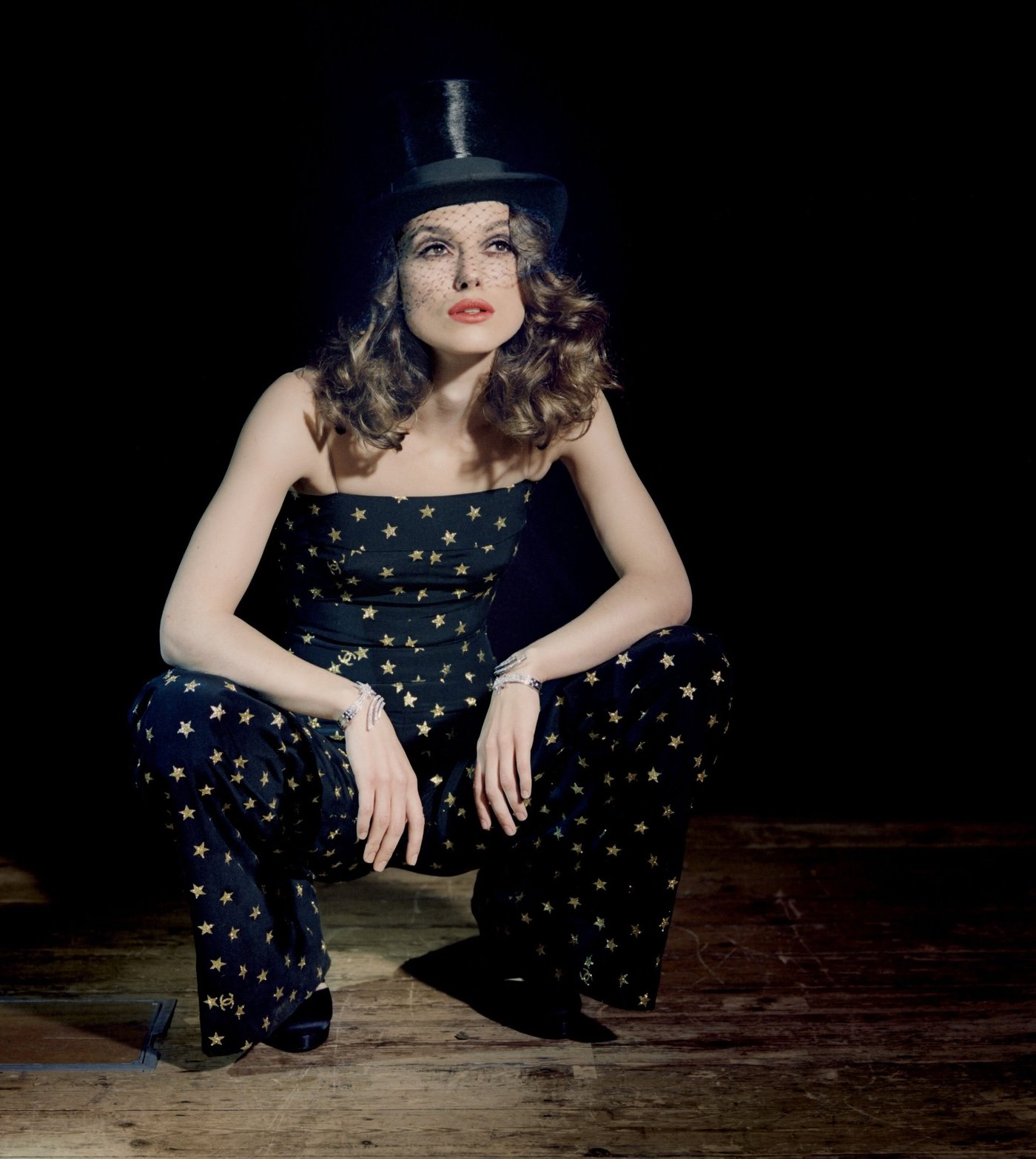 Keira Knightley Leg Photoshoot