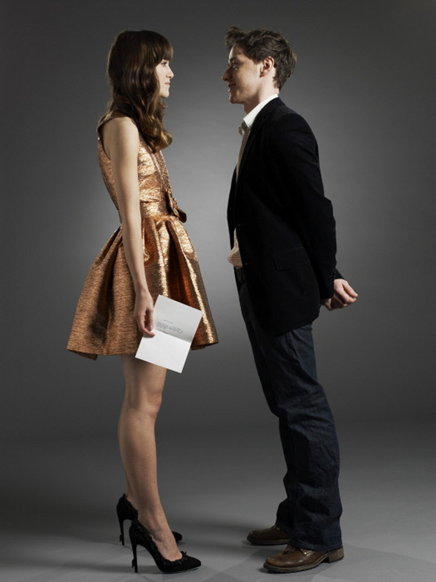 Keira Knightley Leg Photoshoot