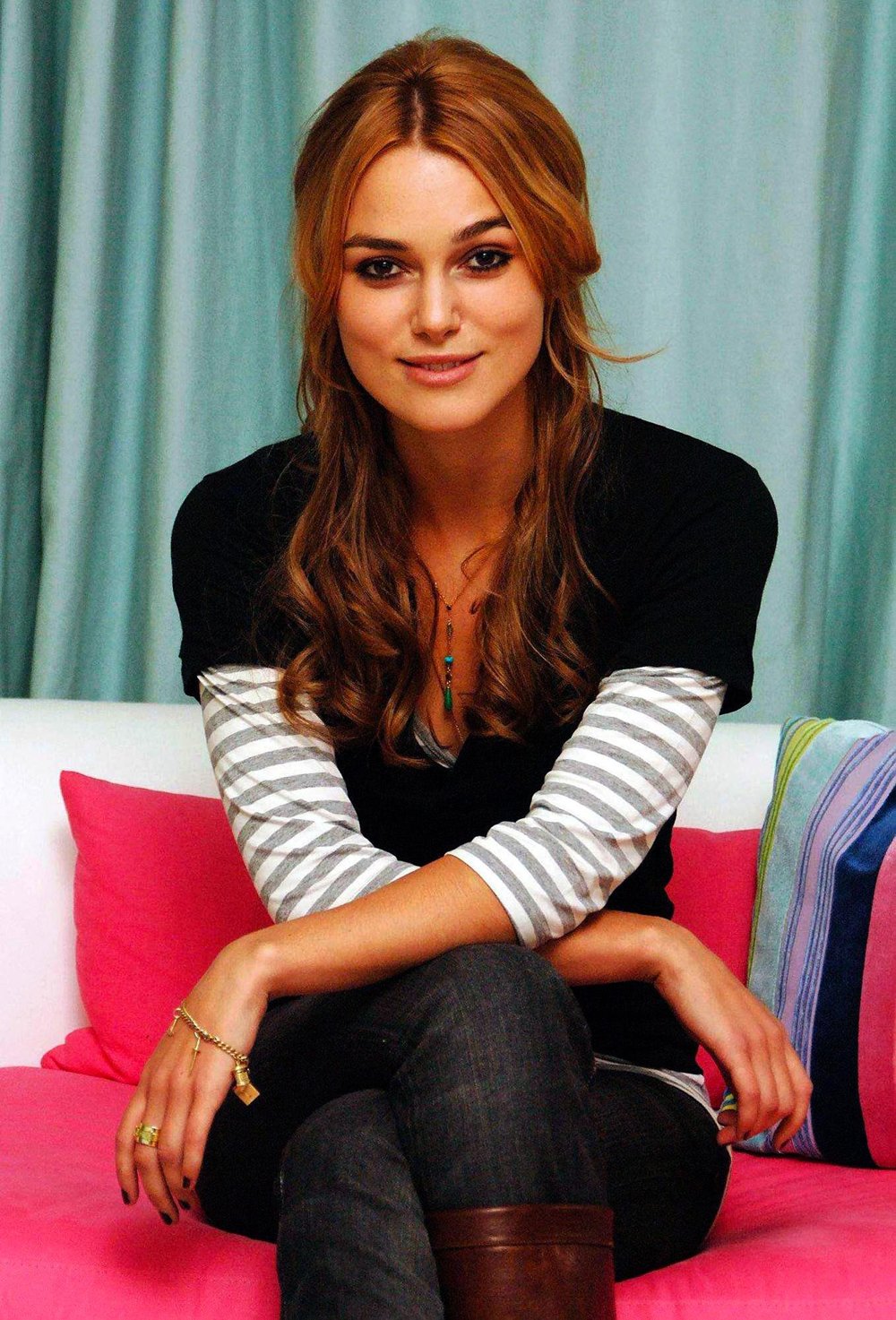 Keira Knightley Leg Photoshoot