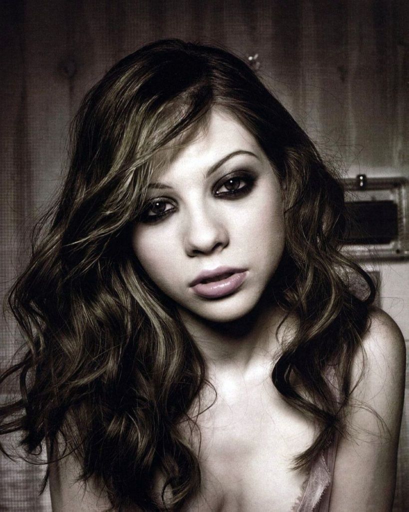 Michelle Trachtenberg Sexy and Hottest Photos , Latest Pics