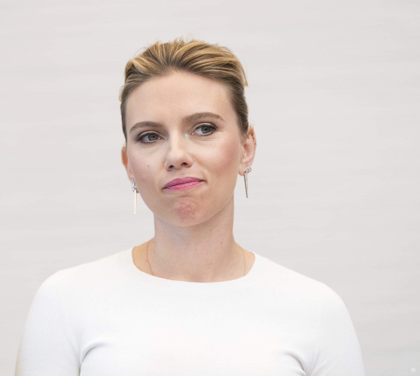 Scarlett Johansson  Photoshoot