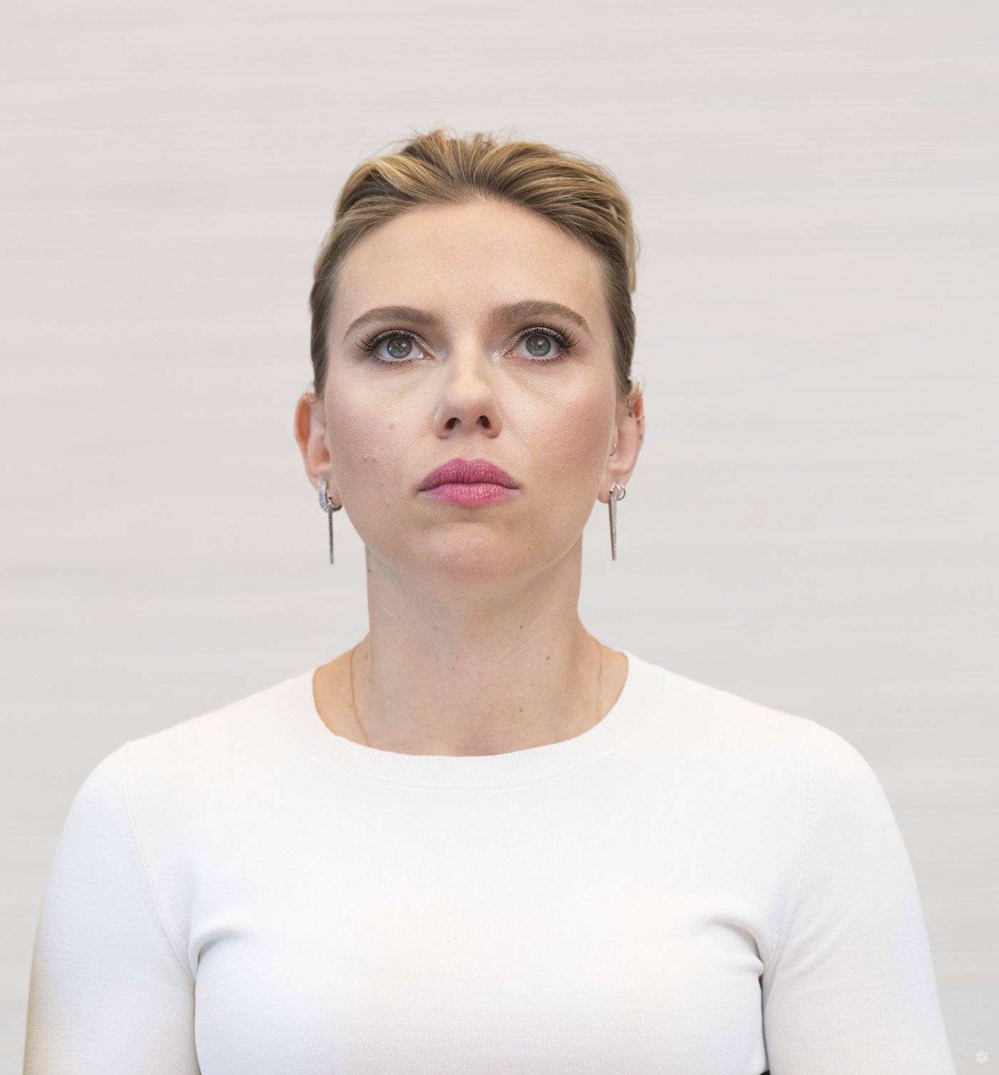 Scarlett Johansson Breast Photoshoot
