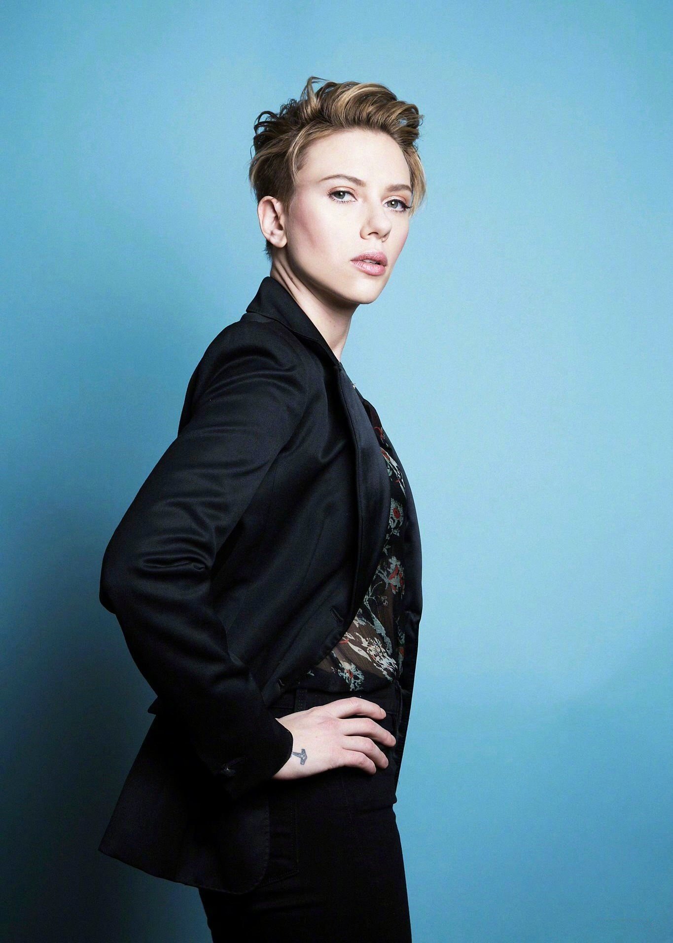 Scarlett Johansson  Photoshoot