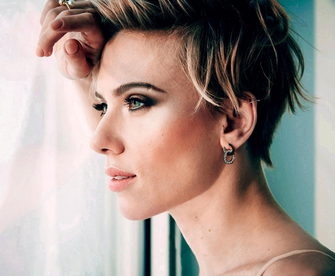 Scarlett Johansson  Photoshoot