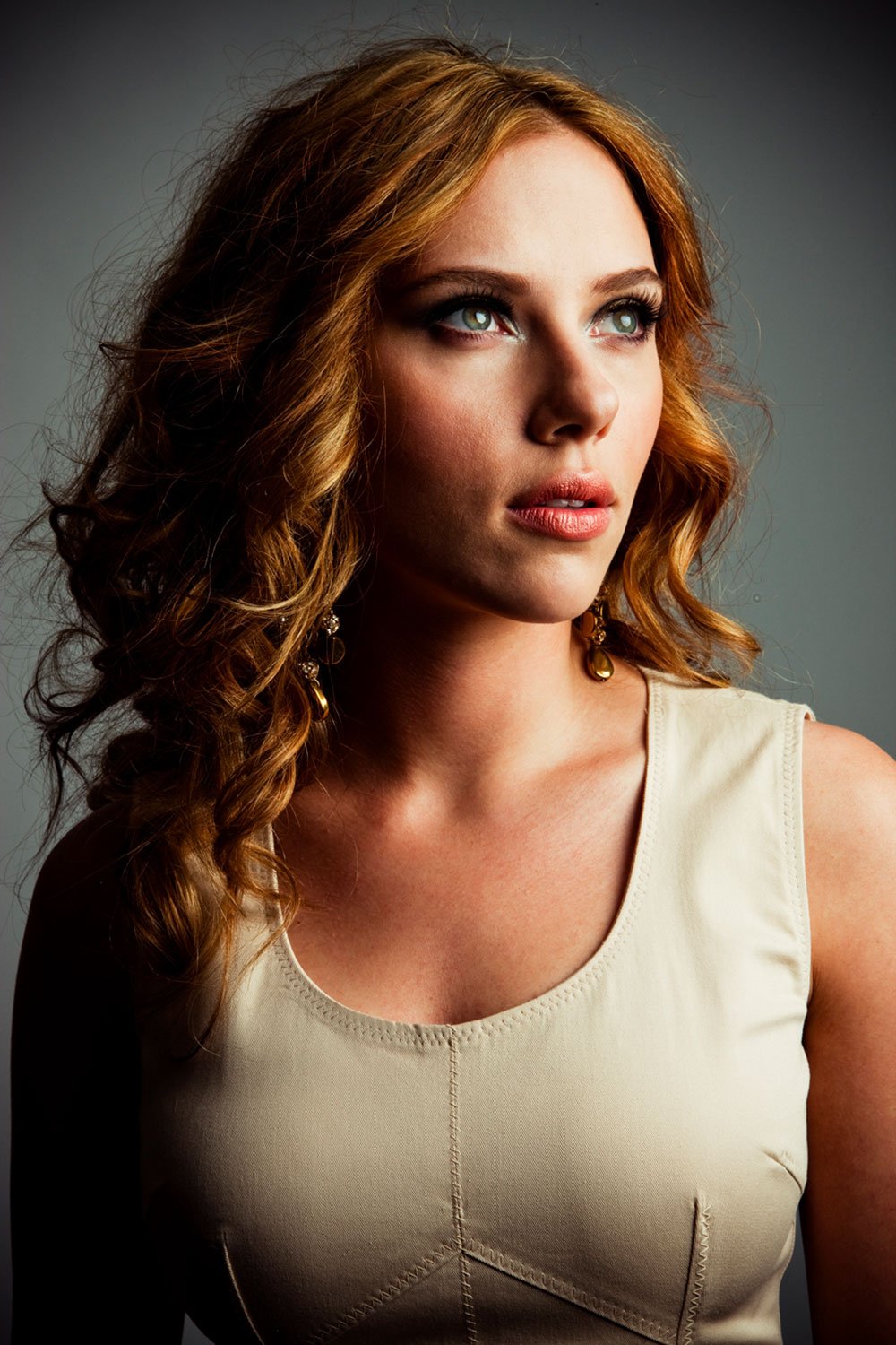 Scarlett Johansson Breast Photoshoot
