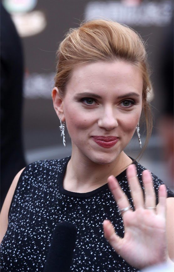 Scarlett Johansson  Photoshoot