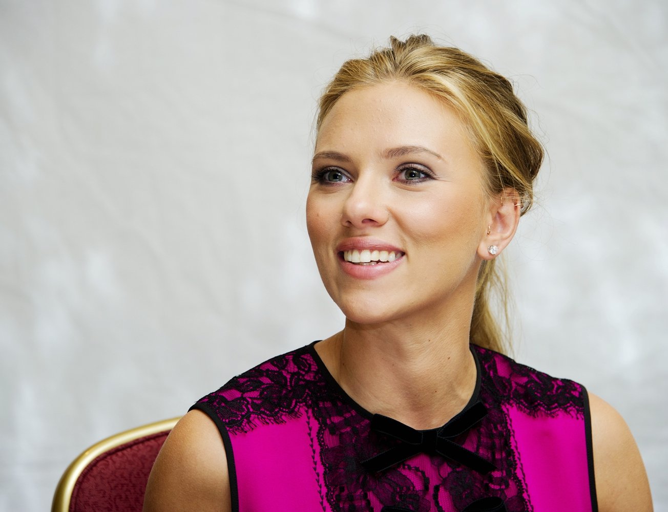 Scarlett Johansson  Photoshoot