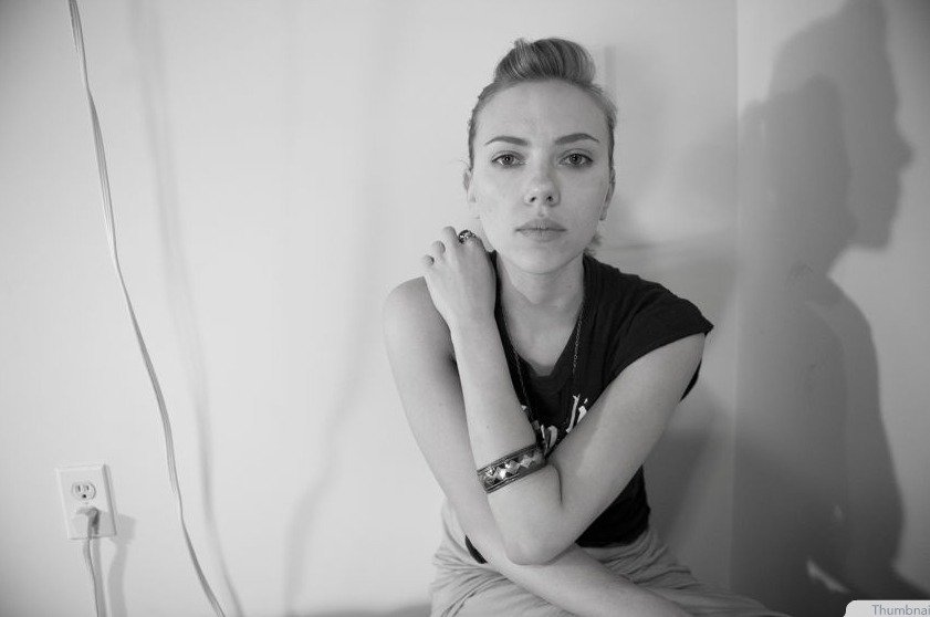 Scarlett Johansson Leg Photoshoot
